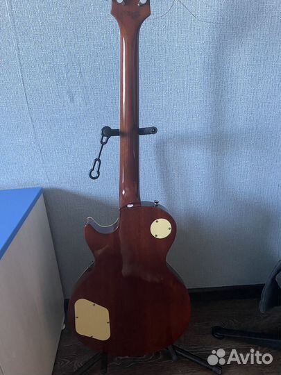 Электрогитара