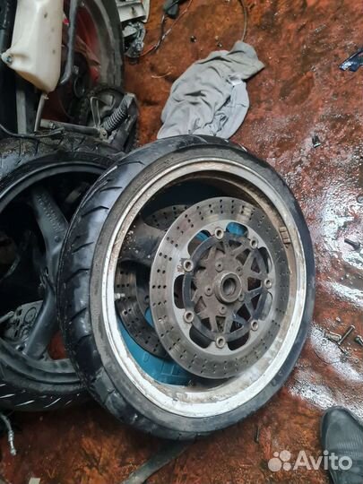 Kawasaki zx7r диск передний