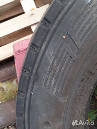 Шина на грузовик