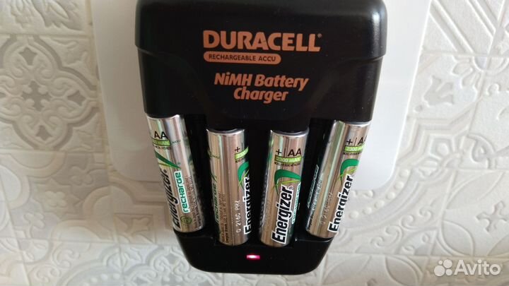 Зарядное устройство Duracell