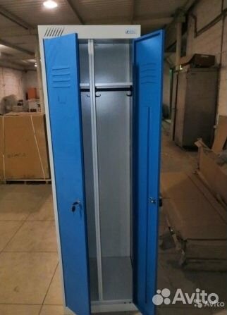 Шкаф металлический для раздевалок