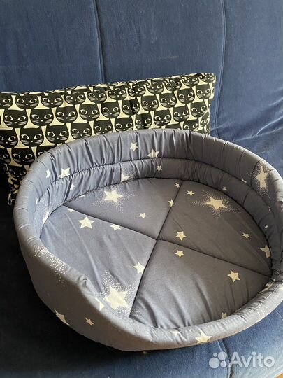 Лежанка для кошек