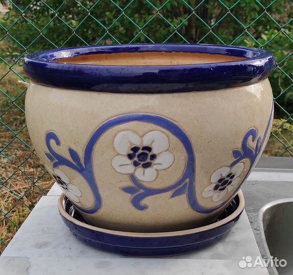 Керамический цветочный горшок