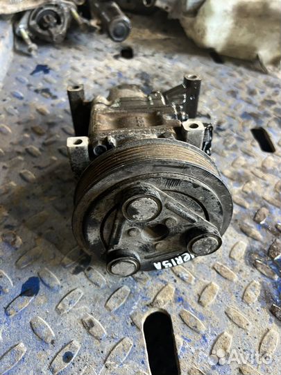 Компрессор кондиционера Mazda Verisa Demio 1.5