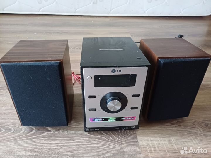 Музыкальный центр lg