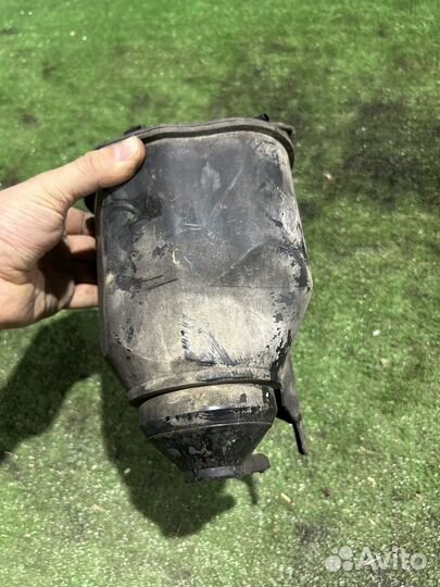 Абсорбер golf 4 1.6