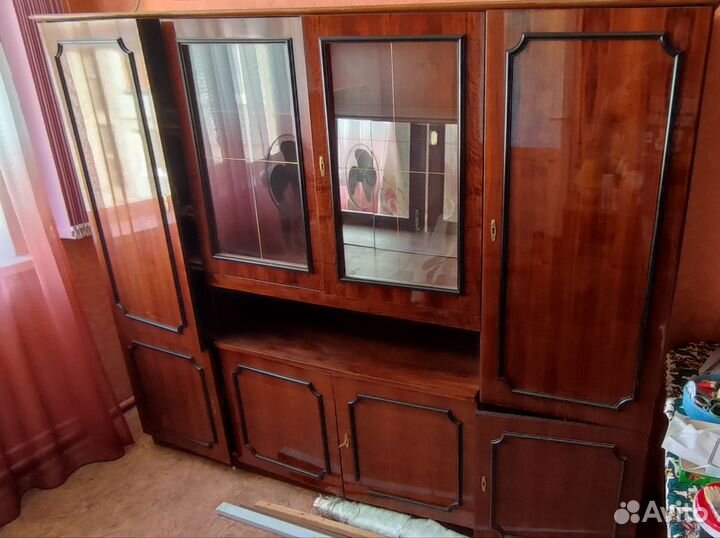 Буфеты и серванты бу