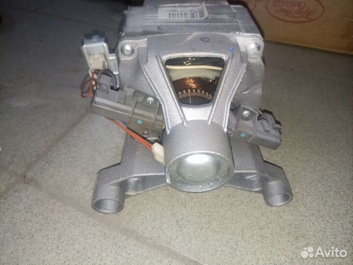 Двигатель Candy стиральной машины 41026948