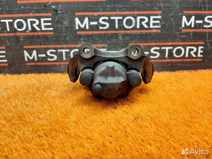 Суппорт задний левый Mercedes-Benz E-Class W212