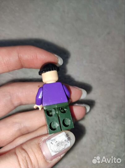 Lego бетмен 7782 минифигурка помощника