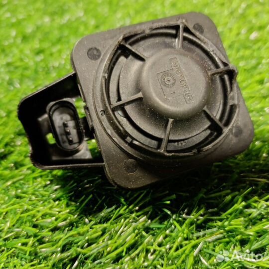 Сирена сигнализации Audi Q5 2.0 дизель 2021