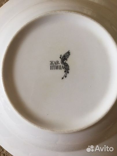 Сервиз столовый тарелки блюда