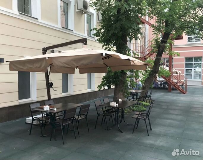 Профессиональный уличный зонт для кафе и веранды