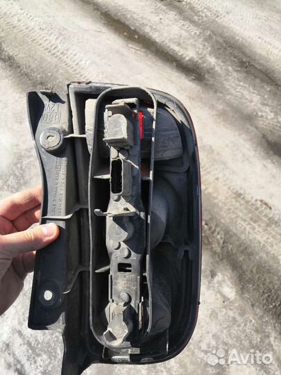 Правый задний фонарь Micro, March k12