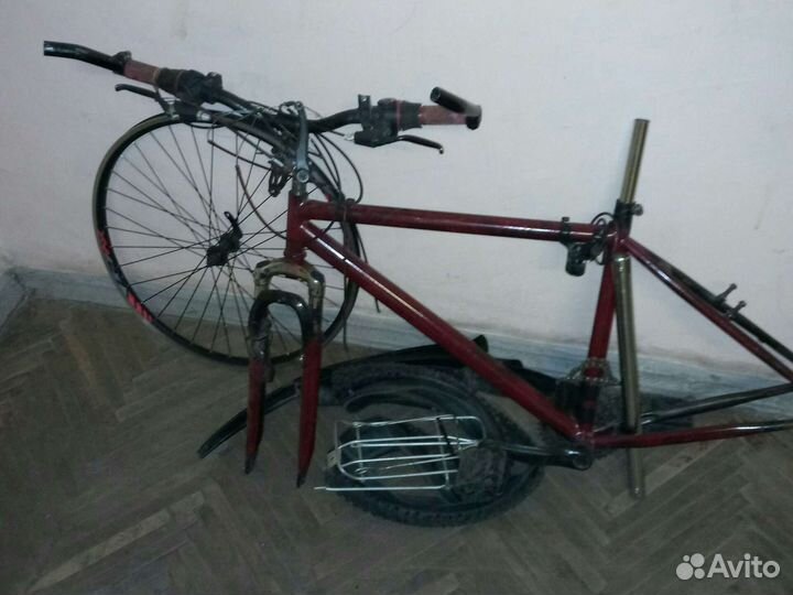Велосипед в разобраном состоянии