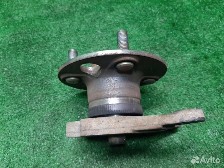 Ступица задняя Honda Jazz 2004