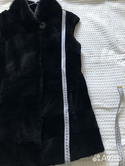 Жилетка меховая женская