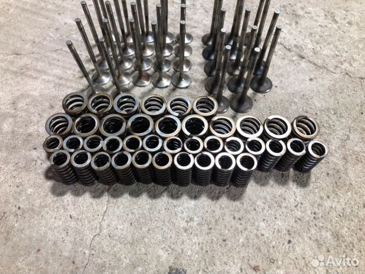 Клапан впускной Audi A8 D2/4D 4.2 AUW 2002