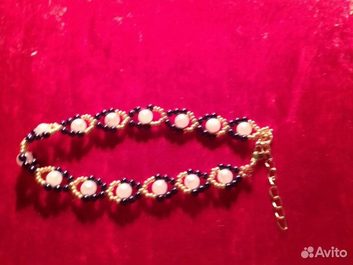 Браслет из бисера