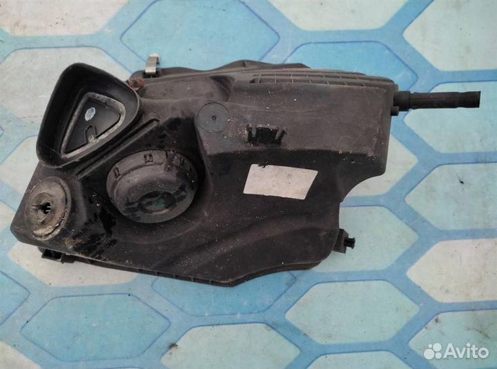 Корпус воздушного фильтра 4F0133835G