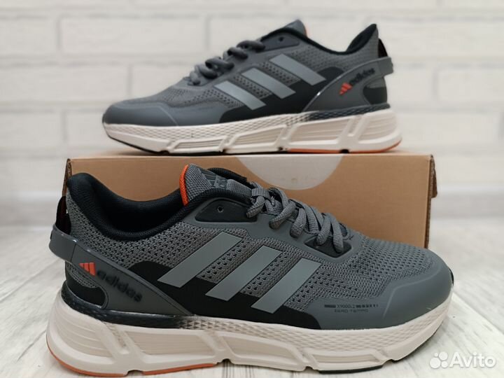 Мужские кроссовки Adidas 41.42