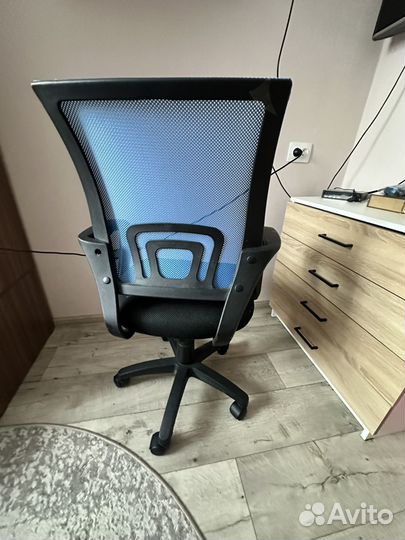 Компьютерное кресло