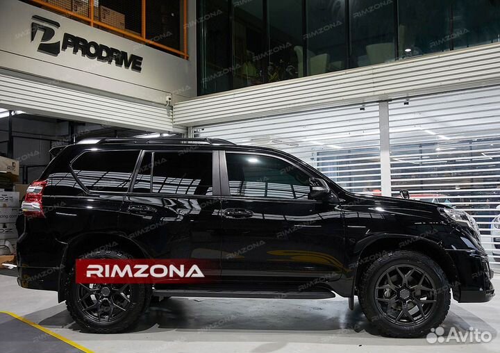 Кованые диски R23 на Toyota Land Cruiser