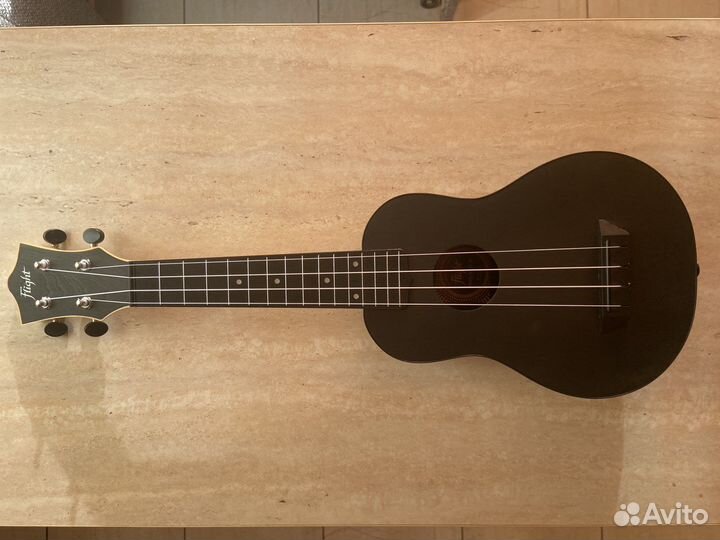 Укулеле сопрано Flight TUS-35 BK