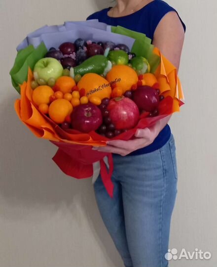 Съедобные букеты из фруктов и ягод