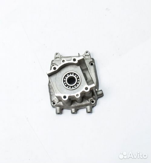 Картер двигателя левый 2т 049cc в сборе с сальника