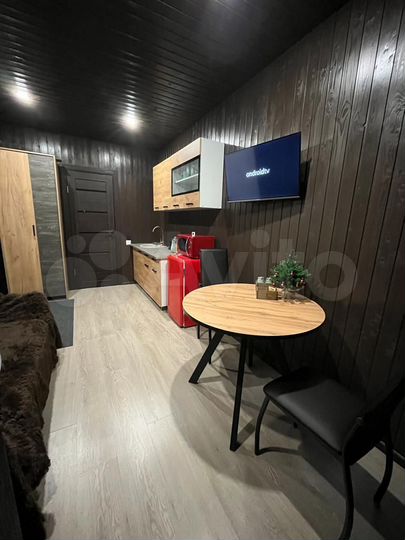 Дом 27 м² на участке 4 сот.