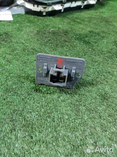 Резистор отопителя LADA Granta