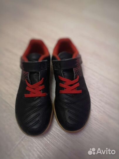 Футзалки Decathlon 31-32 р-р