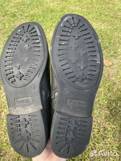 Зимние сапоги женские 38 р