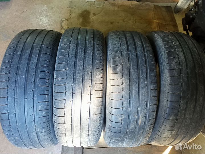 Michelin Latitude Sport 235/55 R19 W