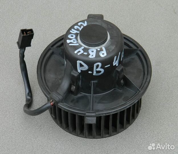 Моторчик печки VW Passat B4