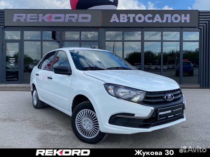 LADA Granta 1.6 МТ, 2019, 75 575 км