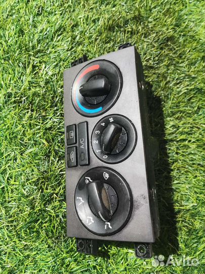 Блок управления печкой Hyundai Elantra 3 XD G4ED