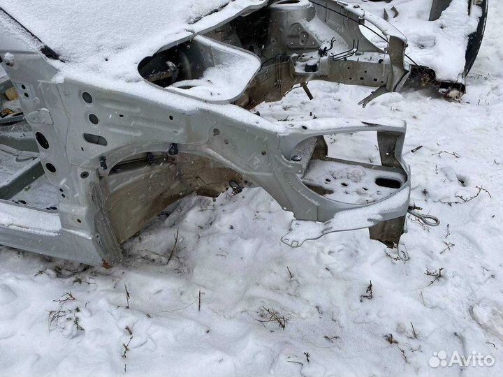 Ланжерон передний правый Peugeot 206 хетч