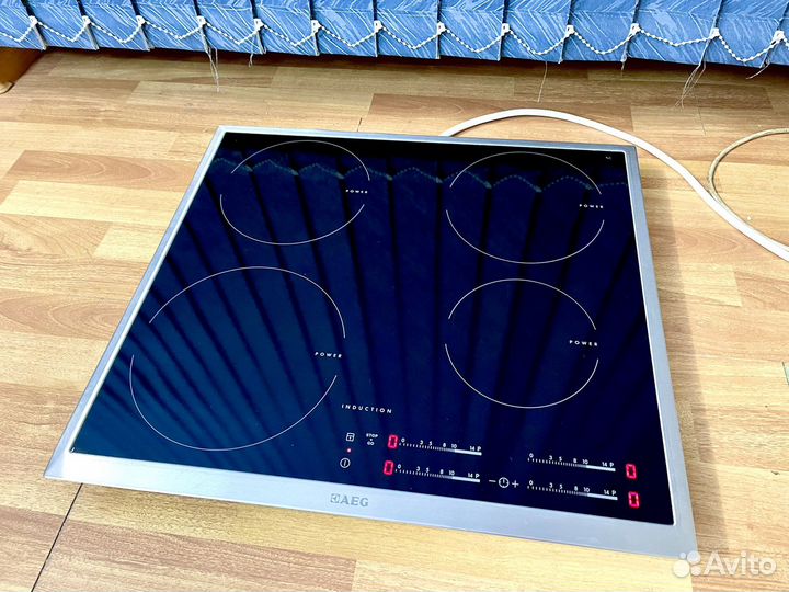 Aeg Индукционная варочная панель,Германия