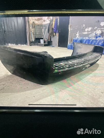 Задний бампер Cadillac