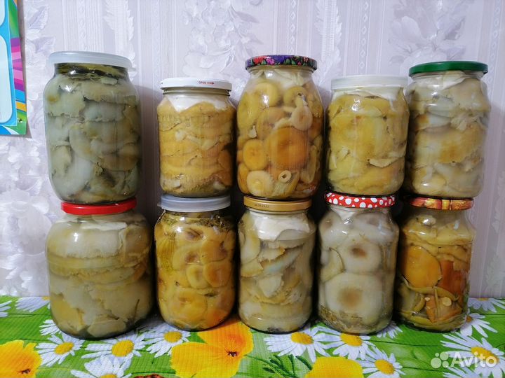 Грибы,морошка,чай,варенье