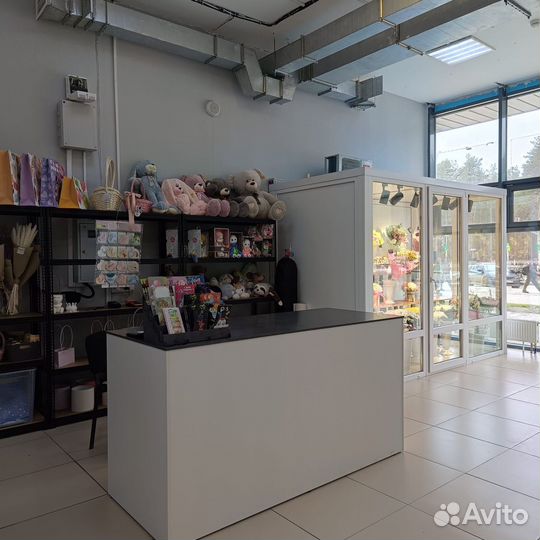 Продам готовый бизнес магазин цветы