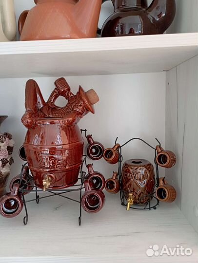 Ваза керамика, чайники, бочонки и другое