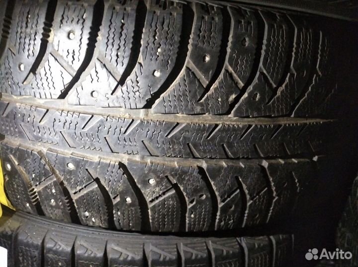 Bridgestone Ice Cruiser 7000 195/55 R16