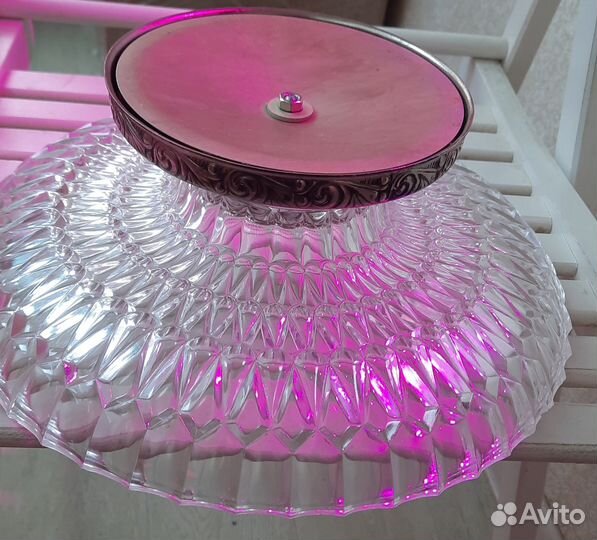 Блюдо на ножке фарфор