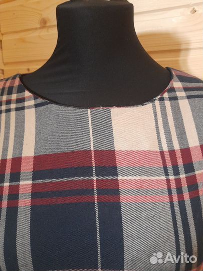 Платье миди теплое на осень 44 размер