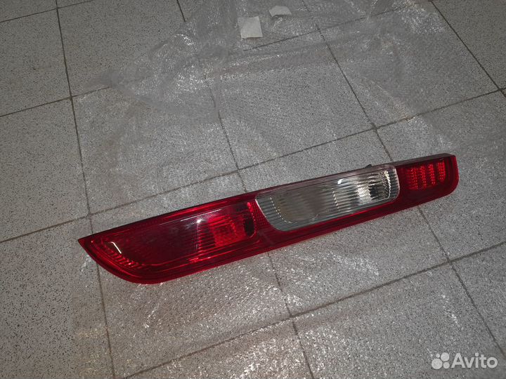 Ford Focus II Задний правый Фонарь Новый
