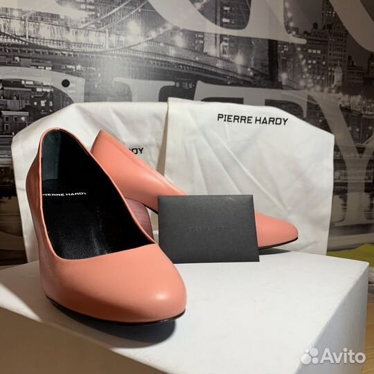 Туфли pierre hardy розовые