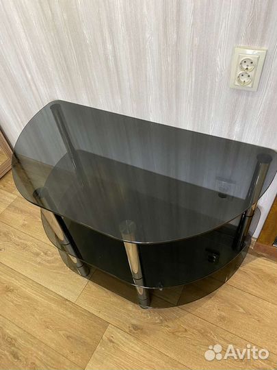 Стеклянная тумба